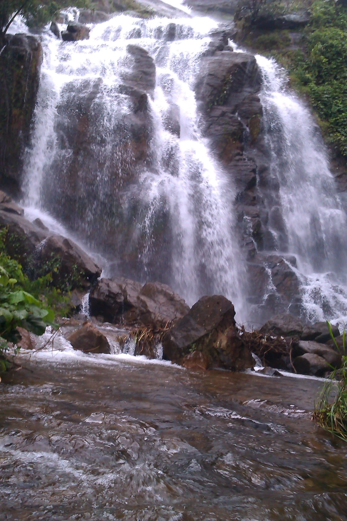 Cliffside Falls — Monsoon-fed, Kerala